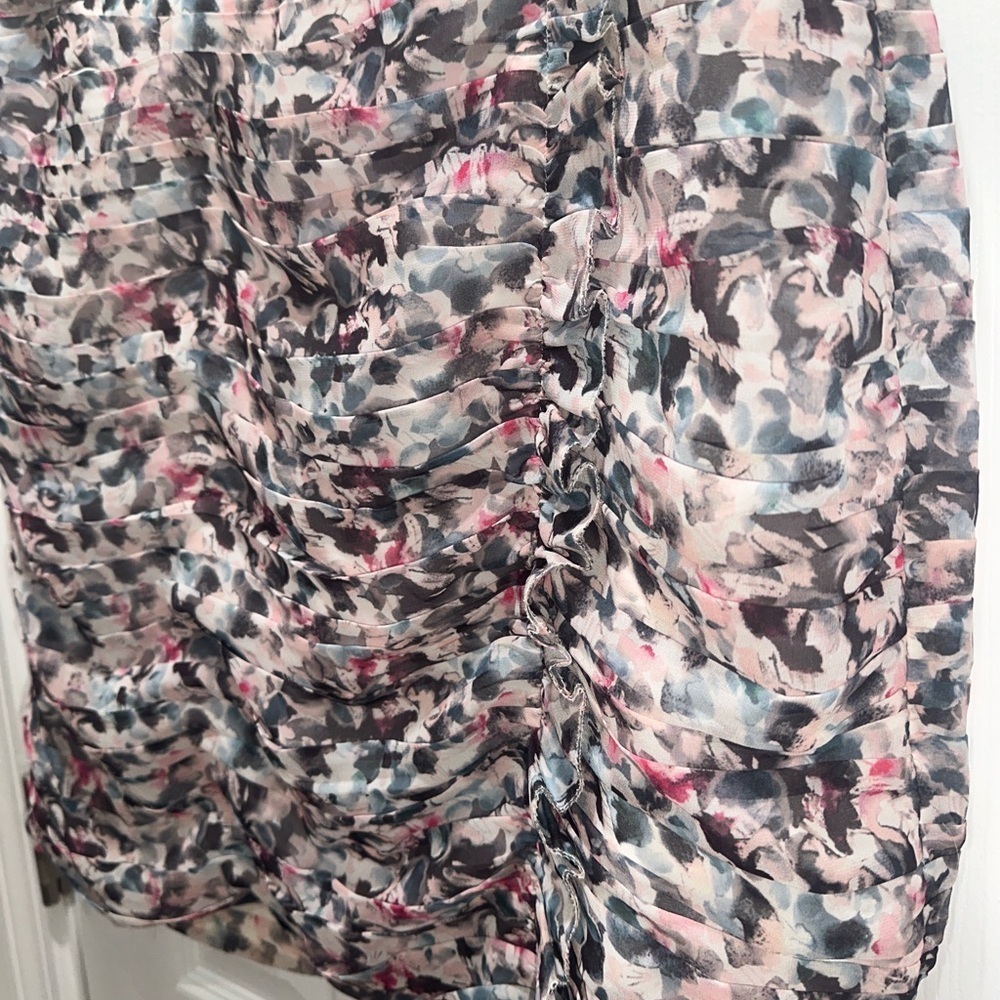 Reiss Lucielle Ruched Floral Fitted Mini Skirt - Picture 6 of 13